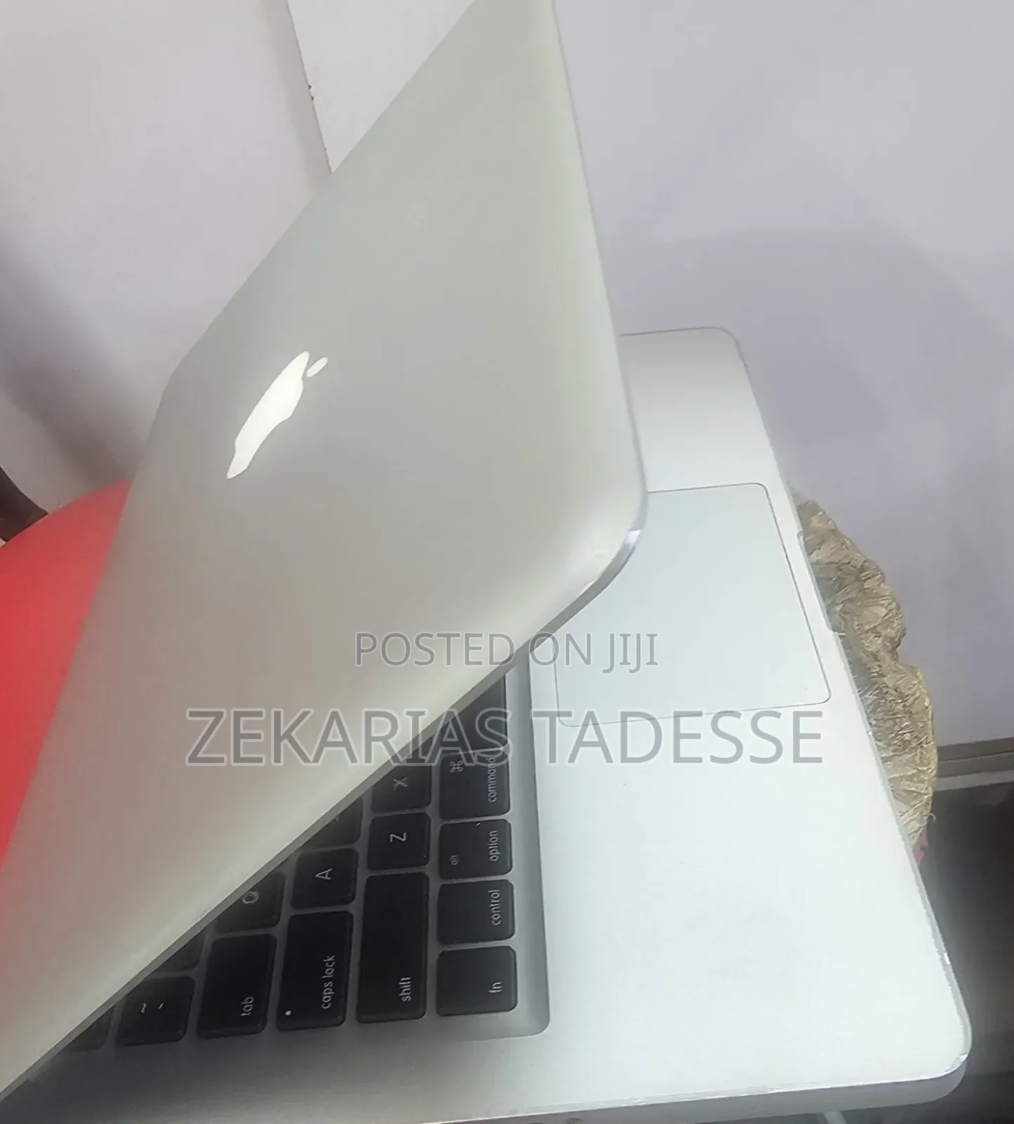 New Laptop Apple MacBook Pro 2010 8GB Intel Core I5 SSD 256GB