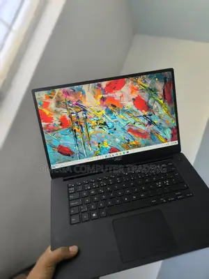 New Laptop Dell Precision 5540 16GB Intel Core i7 SSD 512GB