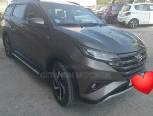 Photo - Toyota Rush 2023