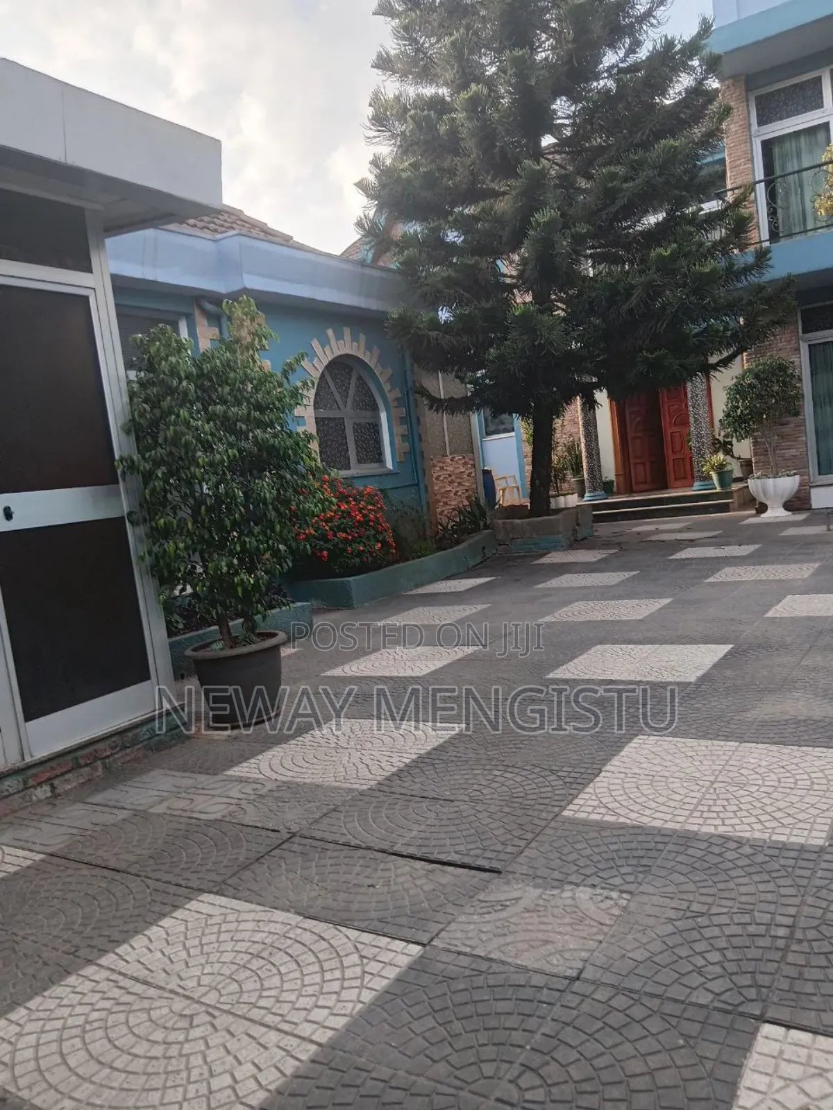 4bdrm Villa in Nifas Silk-Lafto for sale