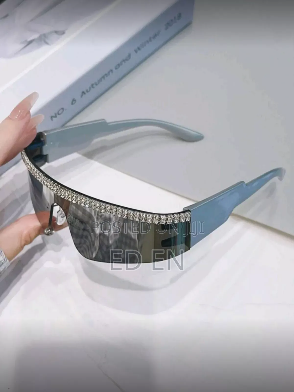 Daresee 1pc Women's Silver Flat Top One Piece Rhinestone Studded Heavy