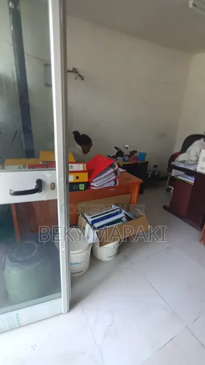 የንግድ ቤት ሳሪስ ወርቁ ሰፈር 5000 ቤቶች ፕሮጀክት