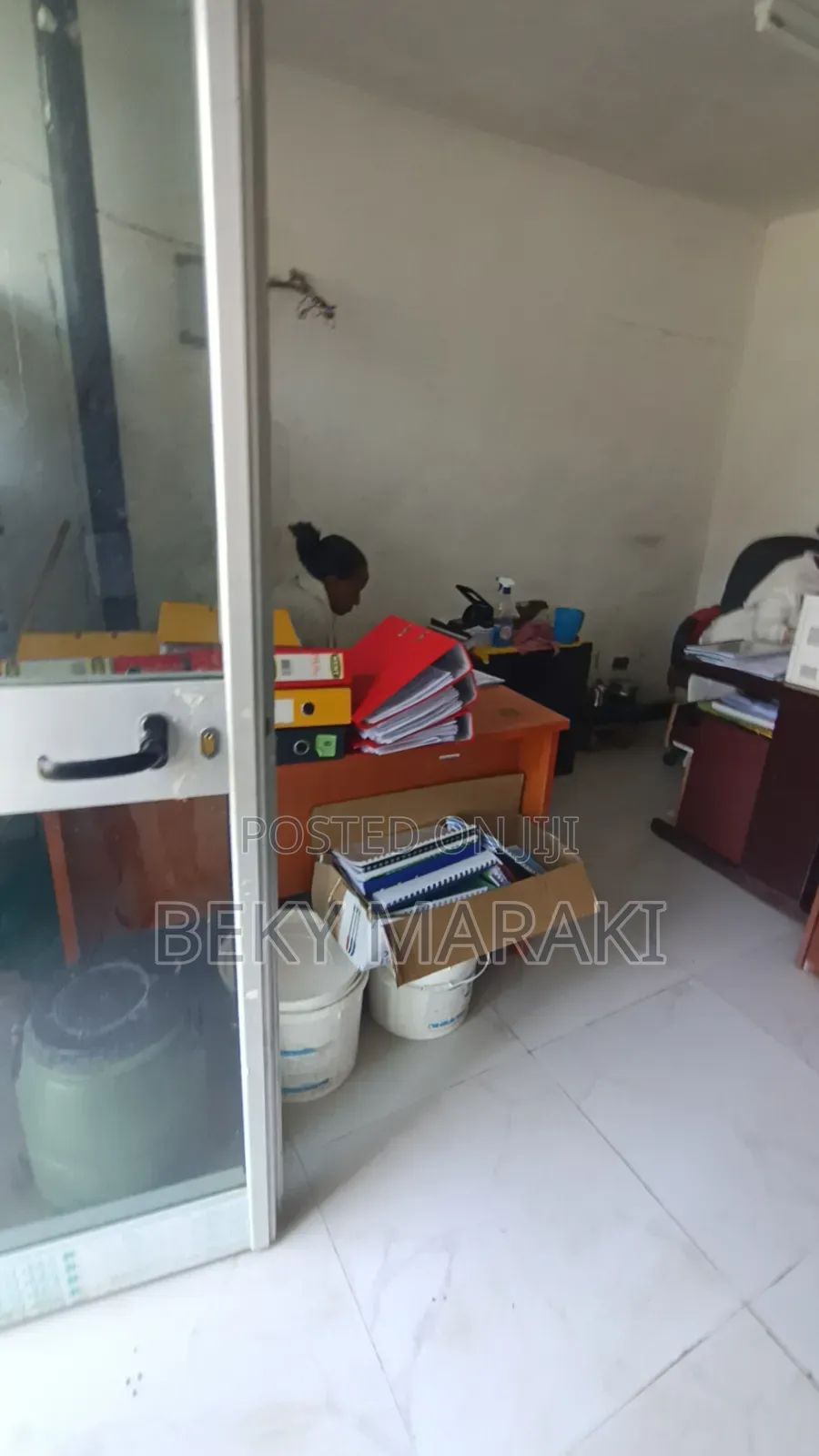 የንግድ ቤት ሳሪስ ወርቁ ሰፈር 5000 ቤቶች ፕሮጀክት