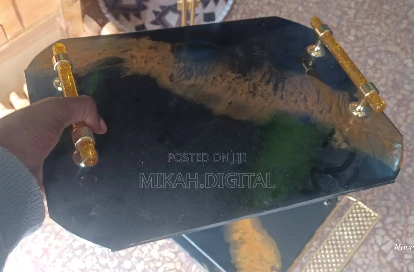 Black Pattern Golden Coffee Rekebot Made From Tempered Glass