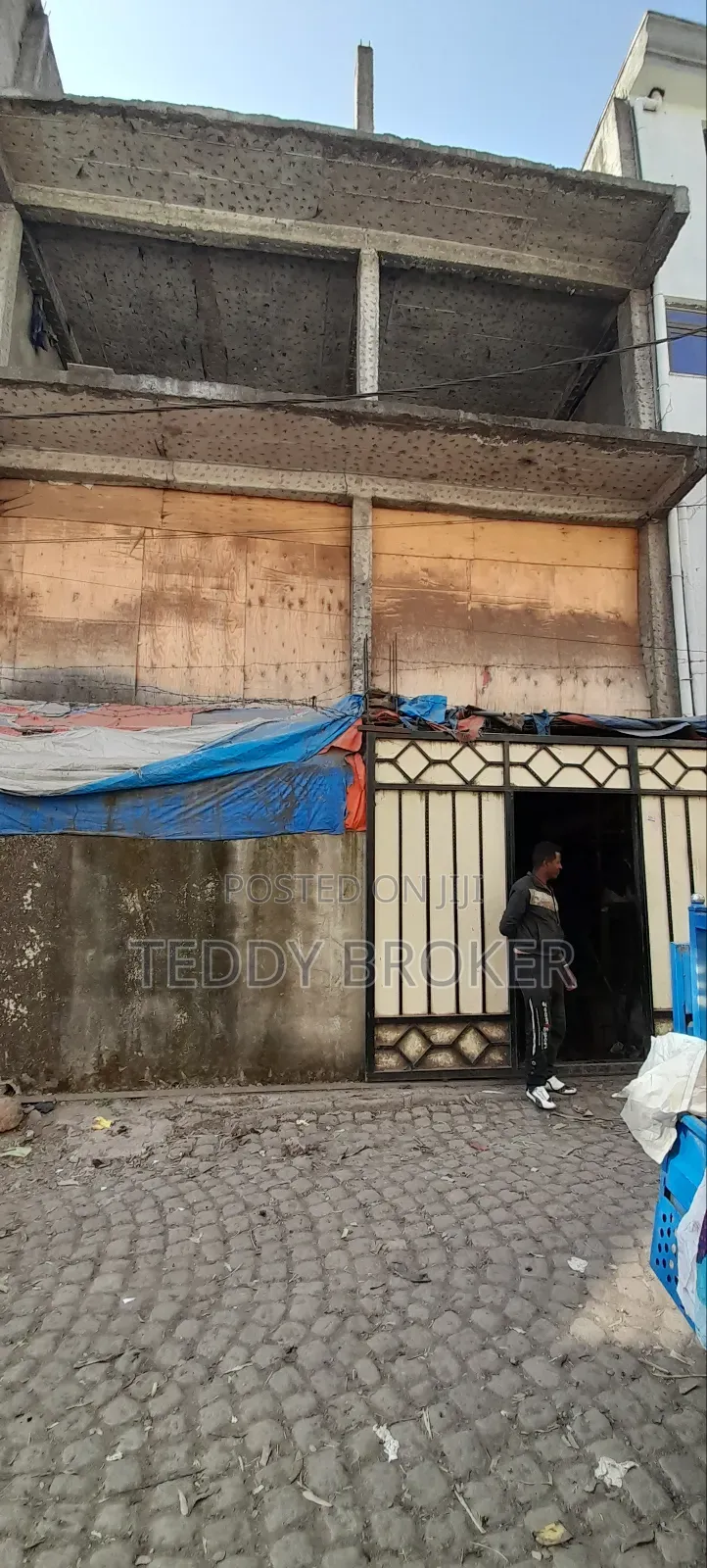 6bdrm House in Haile Garment, Nifas Silk-Lafto for sale