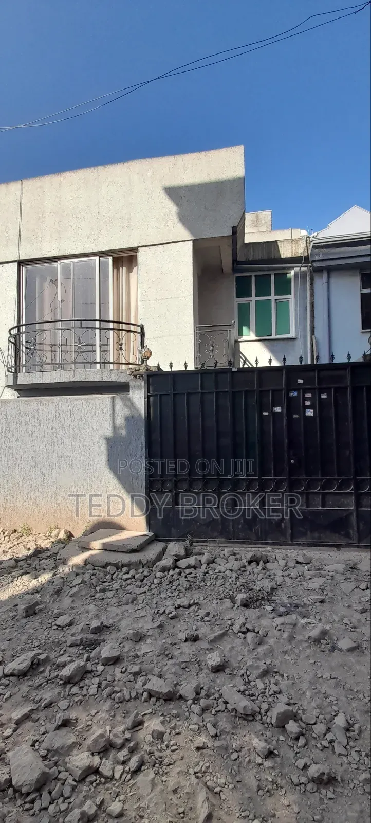 3bdrm House in Haile Garment, Nifas Silk-Lafto for sale