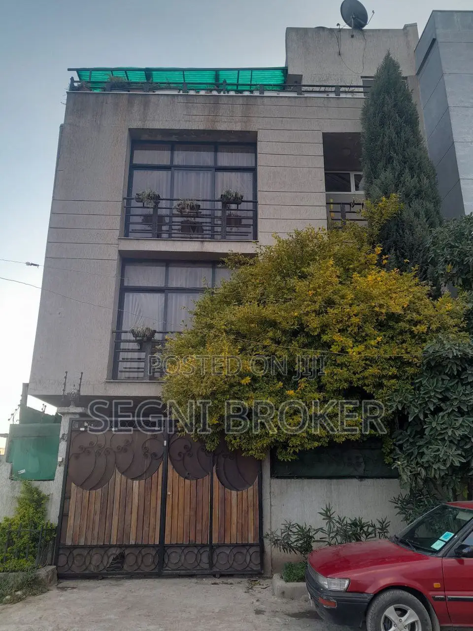 Furnished 5bdrm House in Semet 72, Bole for sale