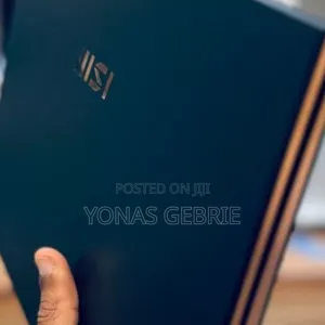 New Laptop MSI 16GB Intel Core Ultra 7 SSD 1T