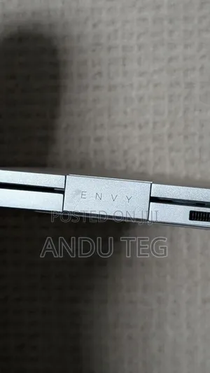 Laptop HP Envy X360 16GB Intel Core I7 SSD 1T