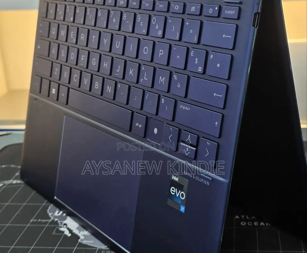 New Laptop HP Spectre X360 16GB Intel Core i7 SSD 1T