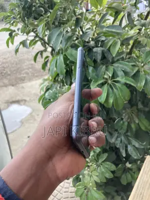 Apple iPhone 11 64 GB Black