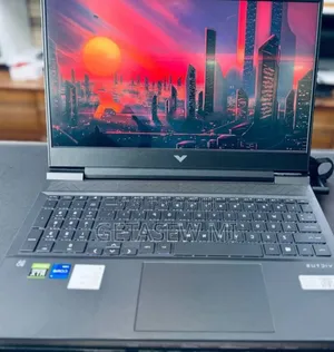 New Laptop HP Victus 16 16GB Intel Core i7 SSD 512GB