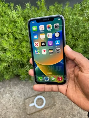 Apple iPhone 11 64 GB White