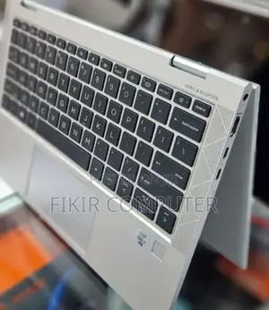 New Laptop HP EliteBook X GB Intel Core I7 SSD 512GB