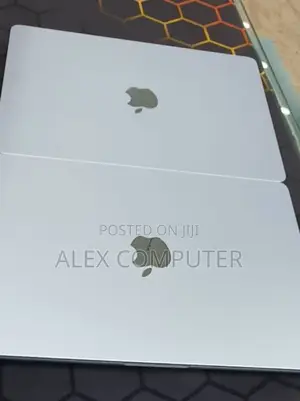 New Laptop Apple MacBook Air 2025 M4 13-Inch 16GB Apple M4 SSD 256GB