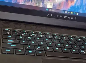 New Laptop Dell Alienware M17 R2 16GB AMD Ryzen 7 SSD 1T