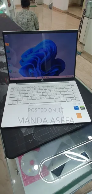 Photo - New Laptop HP Pavilion 14 16GB Intel Core I5 SSD 1T