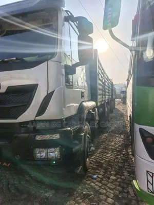 Trucker. Kena Tesabi