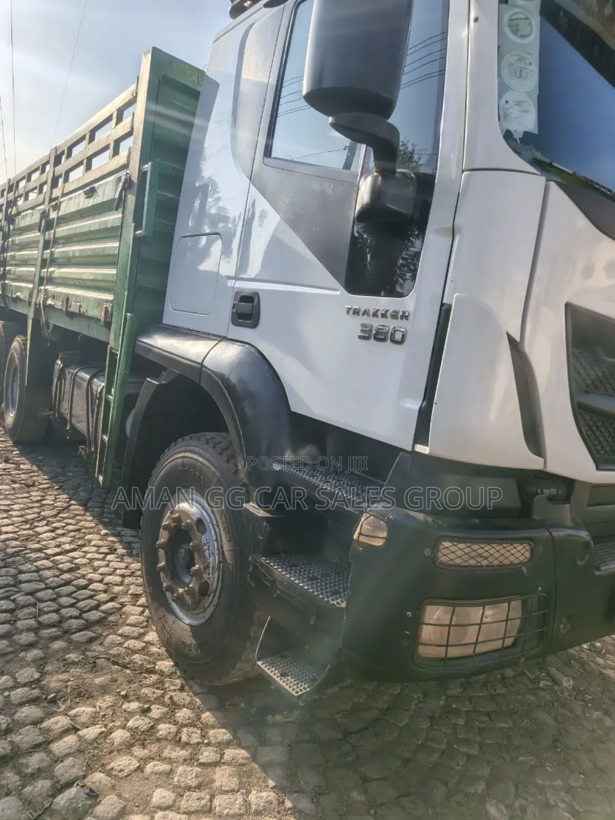 Trucker. Kena Tesabi