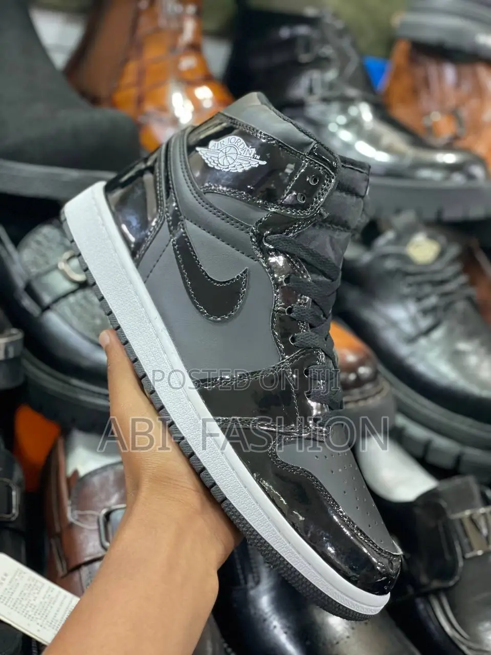 Nike Air Jordan 1 Space Jam Black