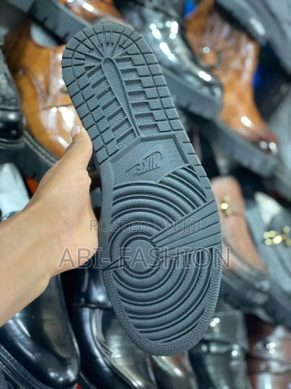 Nike Air Jordan 1 Space Jam Black