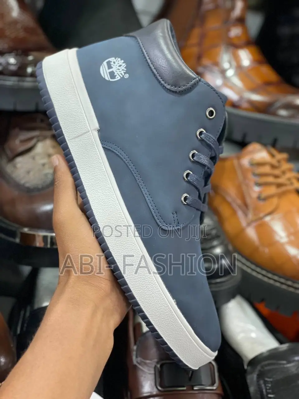 Timberland Chukka Leather Mens Shoe