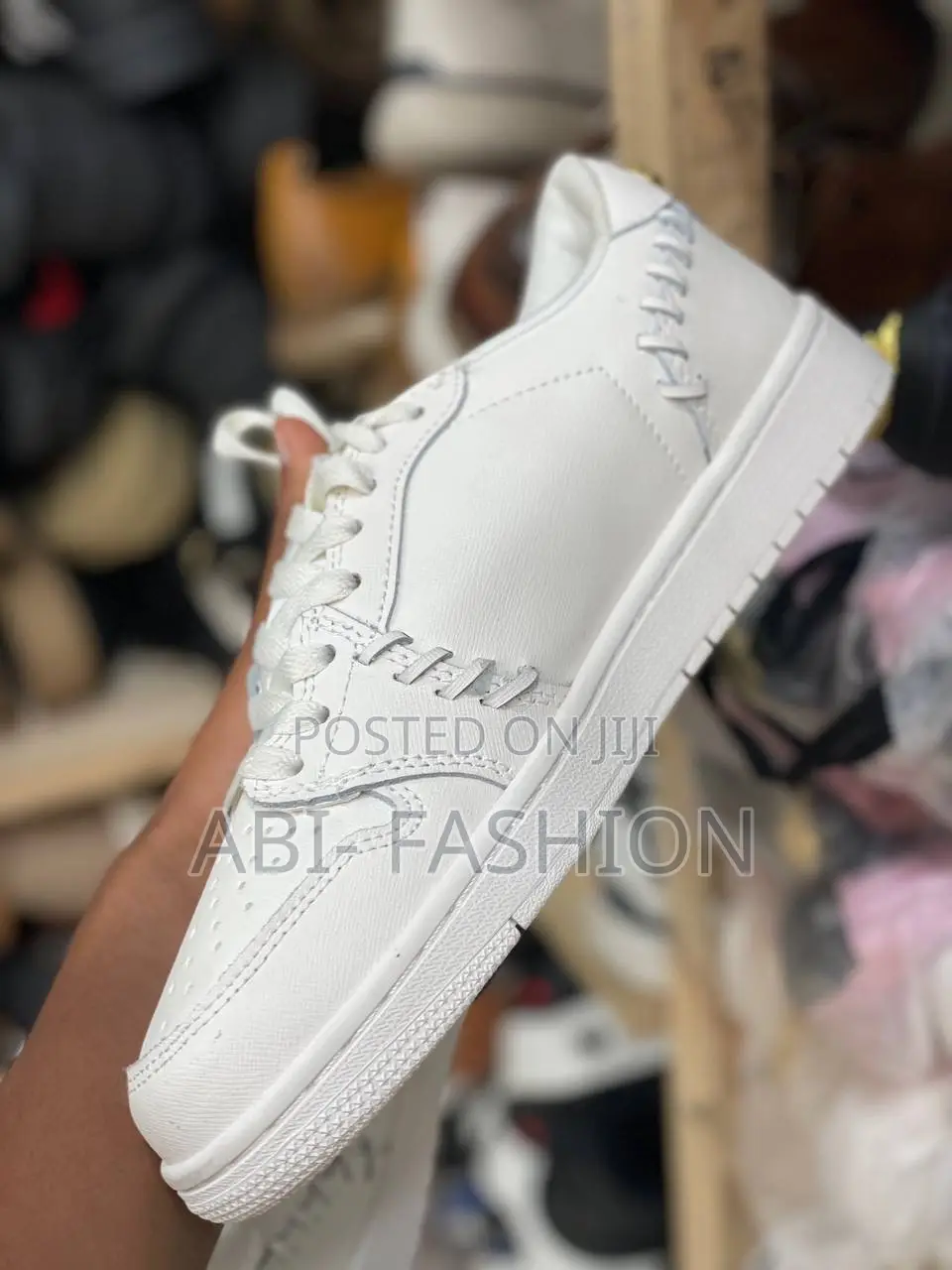 Nike Air Jordan 1 Golden Nike