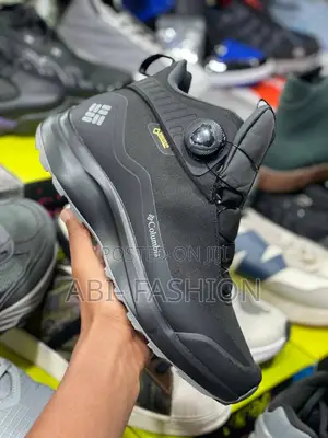 Black Columbia Hiking Boot