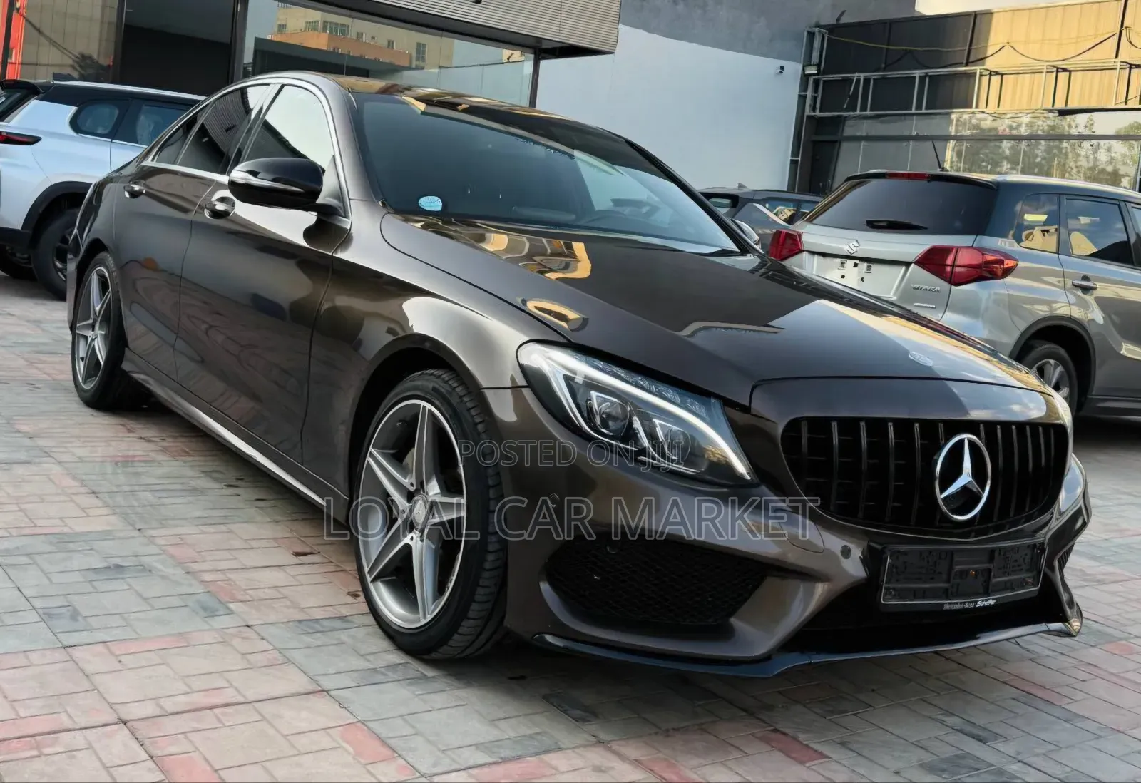 Mercedes-Benz C200 2015 Brown