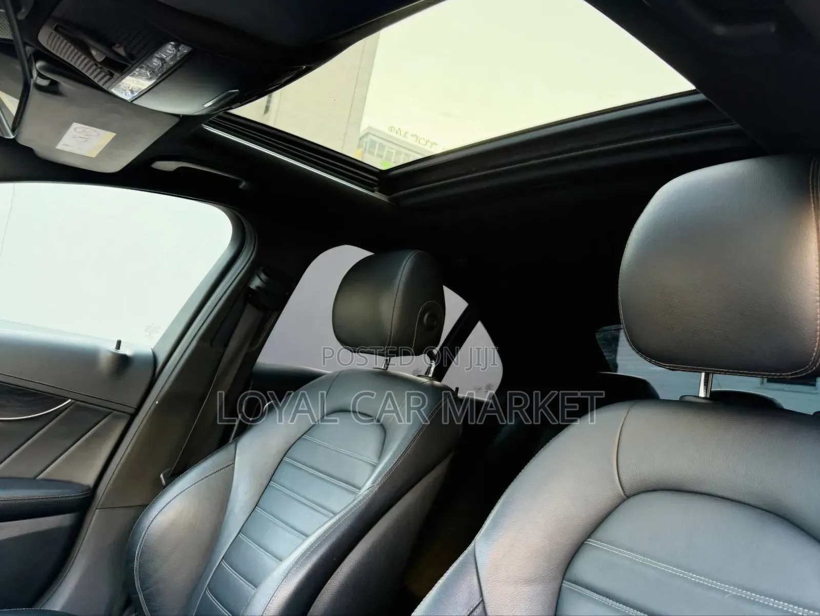 Mercedes-Benz C200 2015 Brown