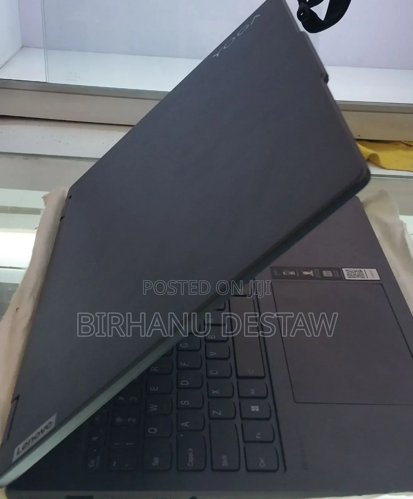New Laptop Lenovo Yoga 7i 16GB Intel Core Ultra 7 SSD 1T