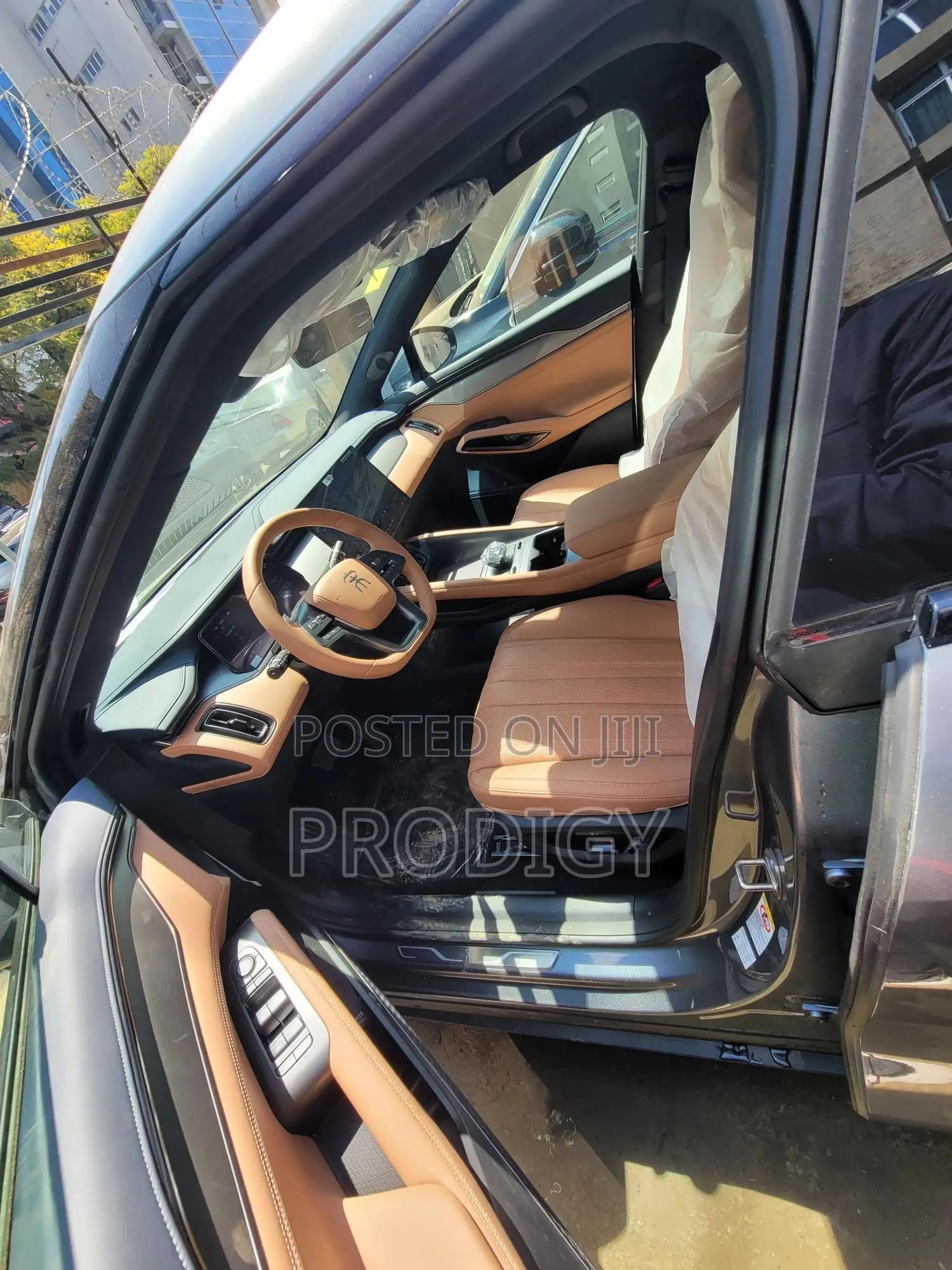 New BYD Song L DM-i 2025 Gray