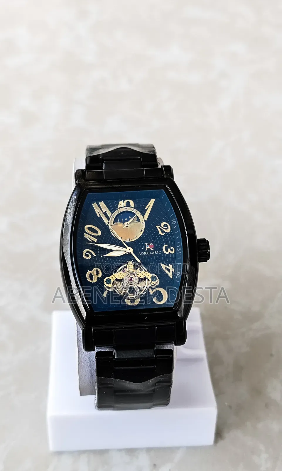 Aokulasic Automatic Mechanical Watc With a Black Case