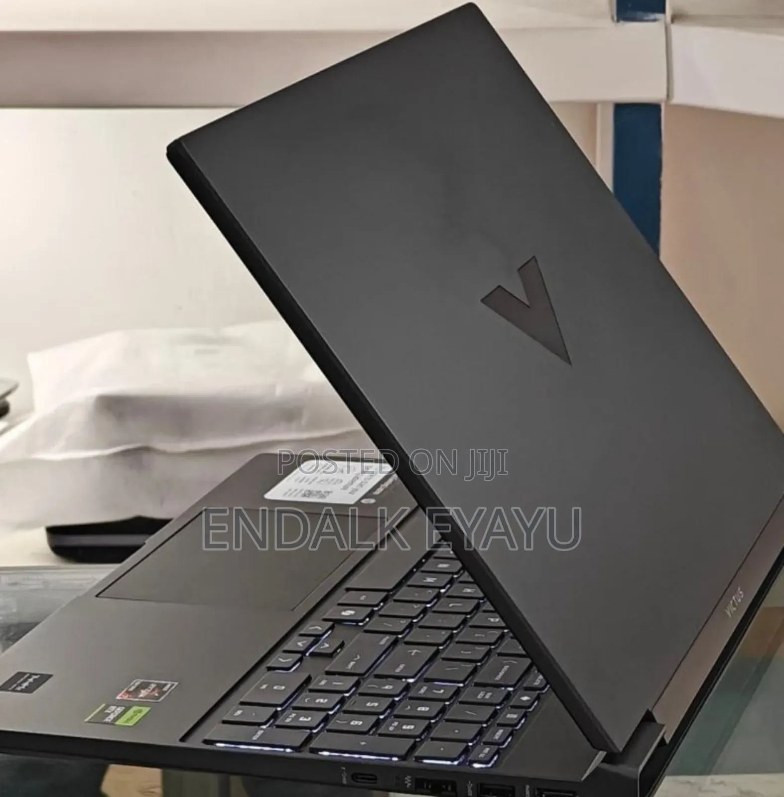 New Laptop HP Victus 15 16GB AMD Ryzen 7 SSD 512GB