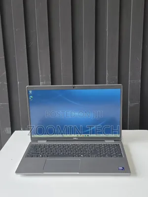 New Laptop Dell Latitude 5550 16GB Intel Core Ultra 7 SSD 1T