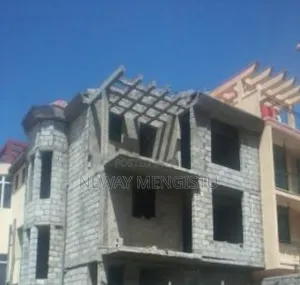 Photo - 4bdrm House in Akaky Kaliti for sale