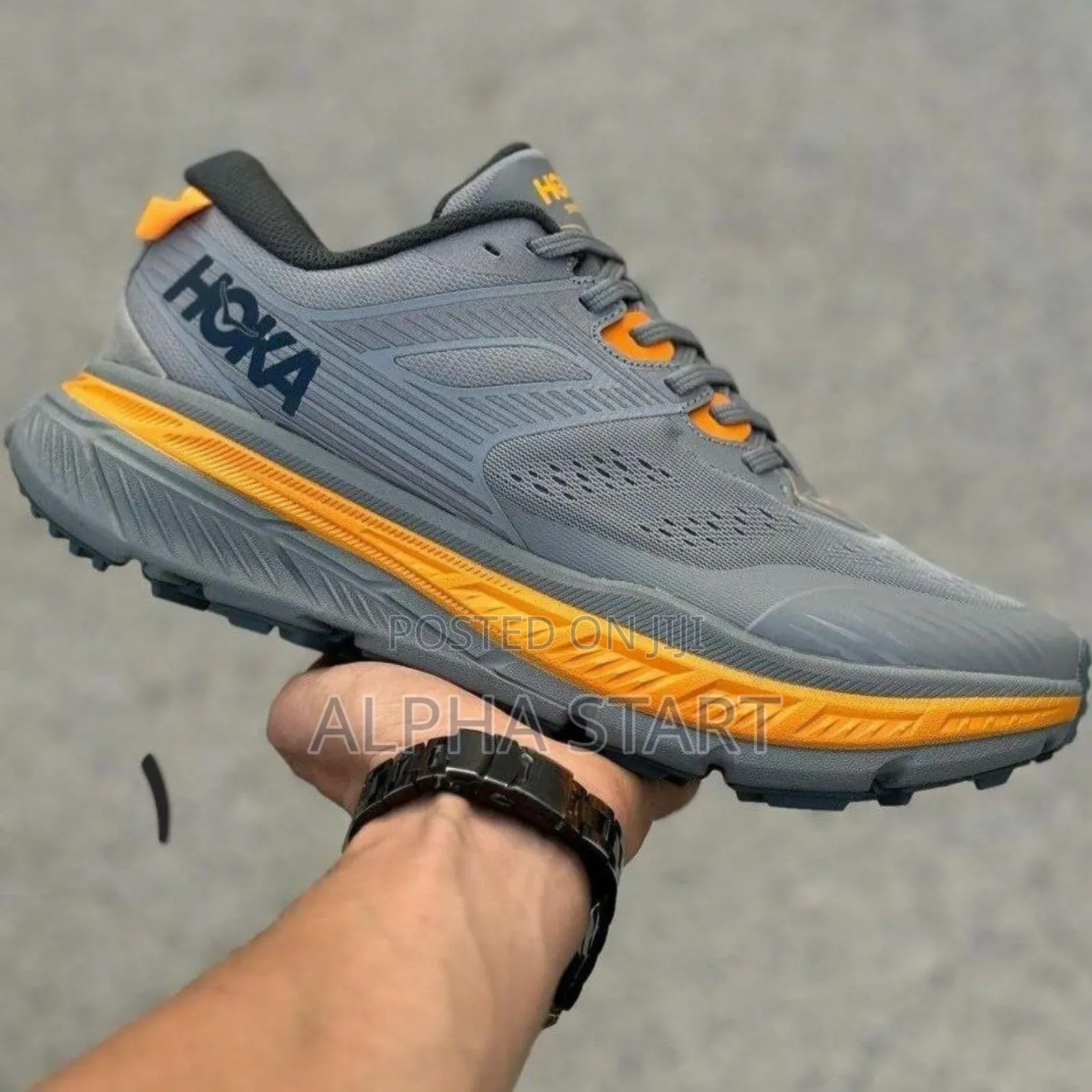 New Arrival Hoka Quality Sneakers Made in Vietnam 
 Size -- 40--43