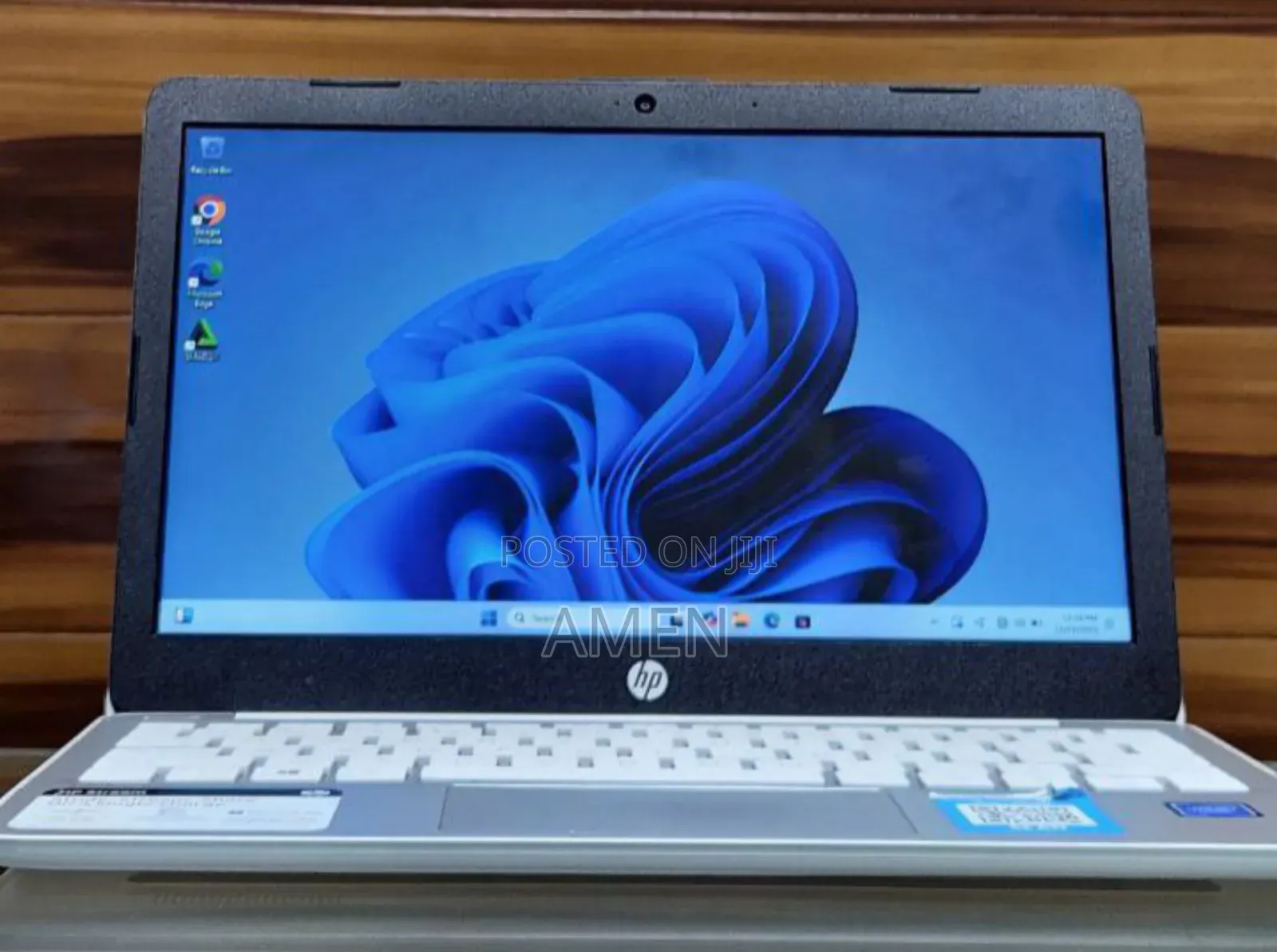 New Laptop HP Stream Notebook 4GB Intel Pentium SSD 60GB