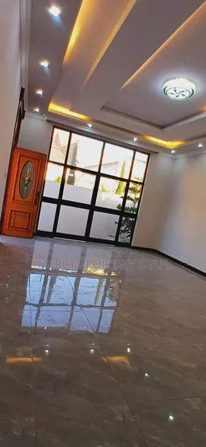 Furnished 5bdrm Villa in Bole for sale