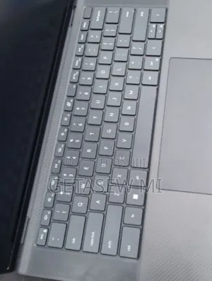 New Laptop Dell Precision 5570 16GB Intel Core I7 SSD 512GB