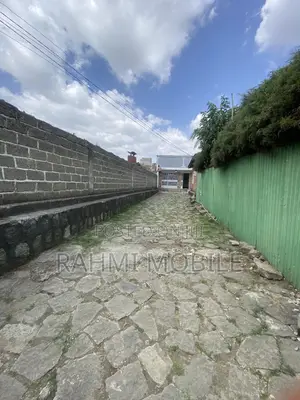 3bdrm House in Bole for rent