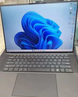 New Laptop Dell Precision 5570 16GB Intel Core I7 SSD 512GB