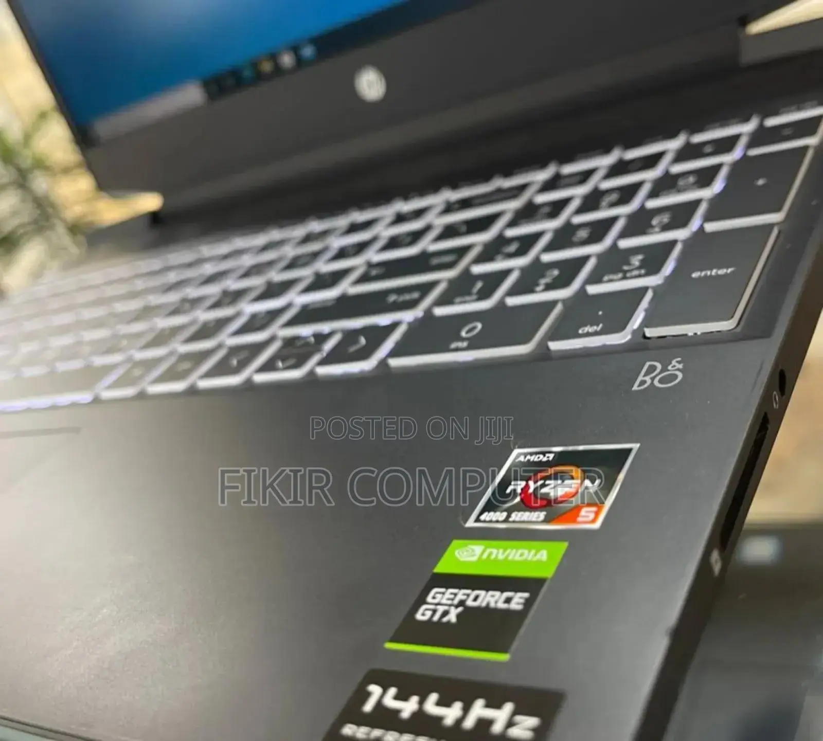 New Laptop HP Pavilion 15 8GB AMD Ryzen 5 SSD 512GB