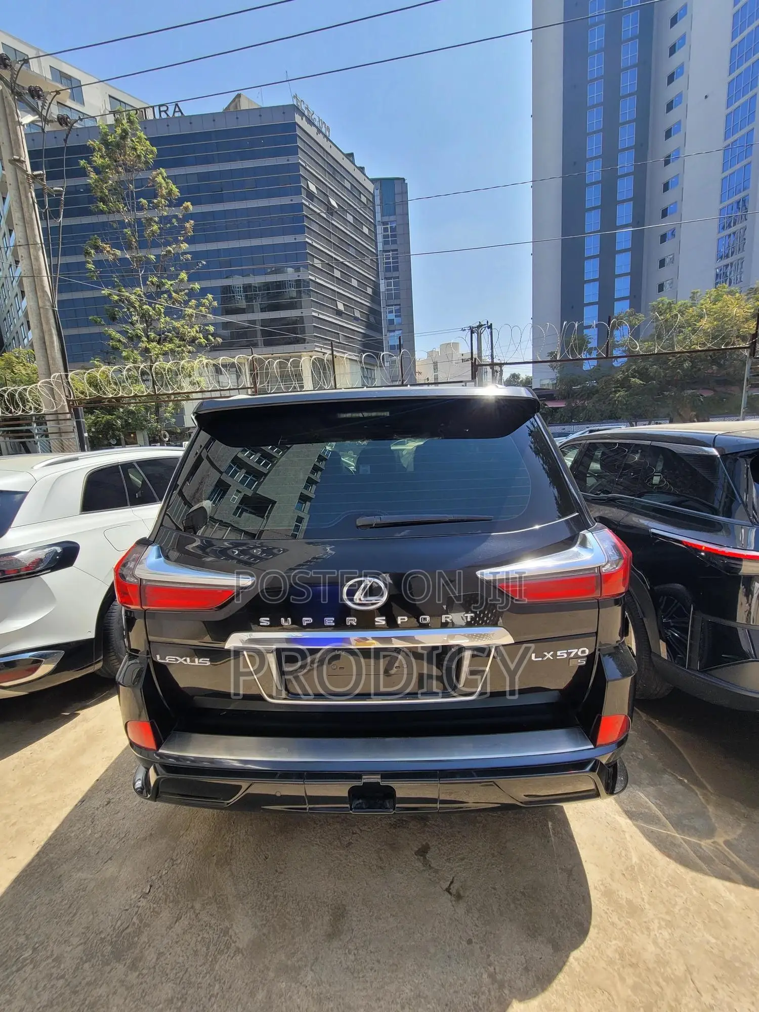 Lexus LX 570 AWD 2021 Black