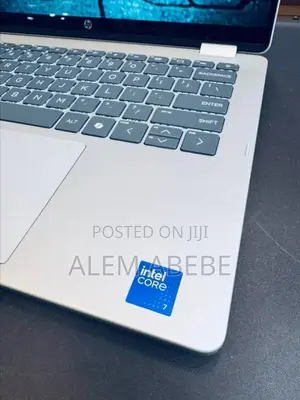 New Laptop HP OmniBook 5 Flip 14-Fp0023dx 16GB Intel Core 7 SSD 512GB