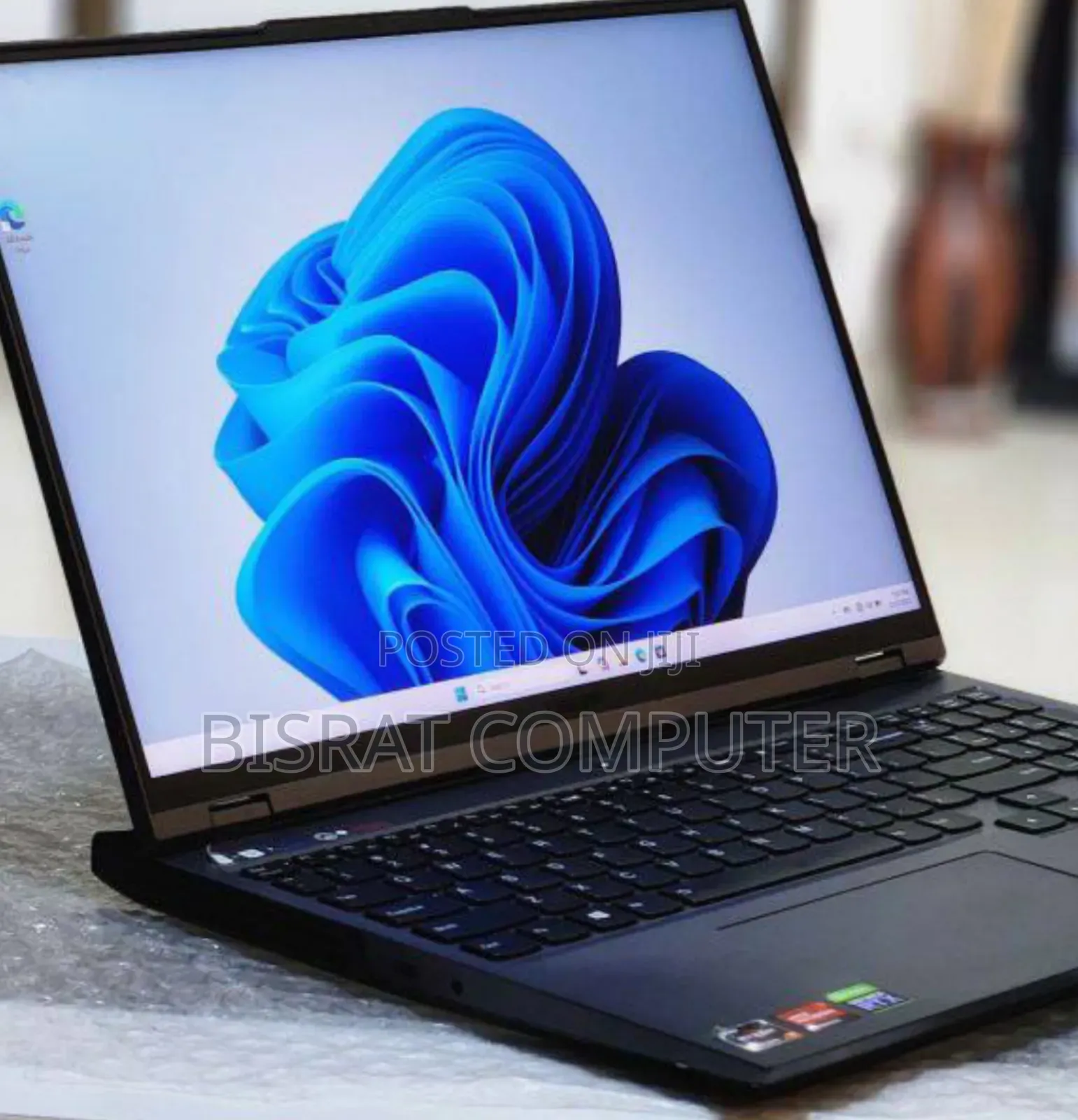 New Laptop Lenovo Legion 5 16GB AMD Ryzen 7 SSD 1T