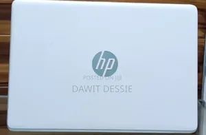 New Laptop HP 64GB Intel Core I3 SSD 4T