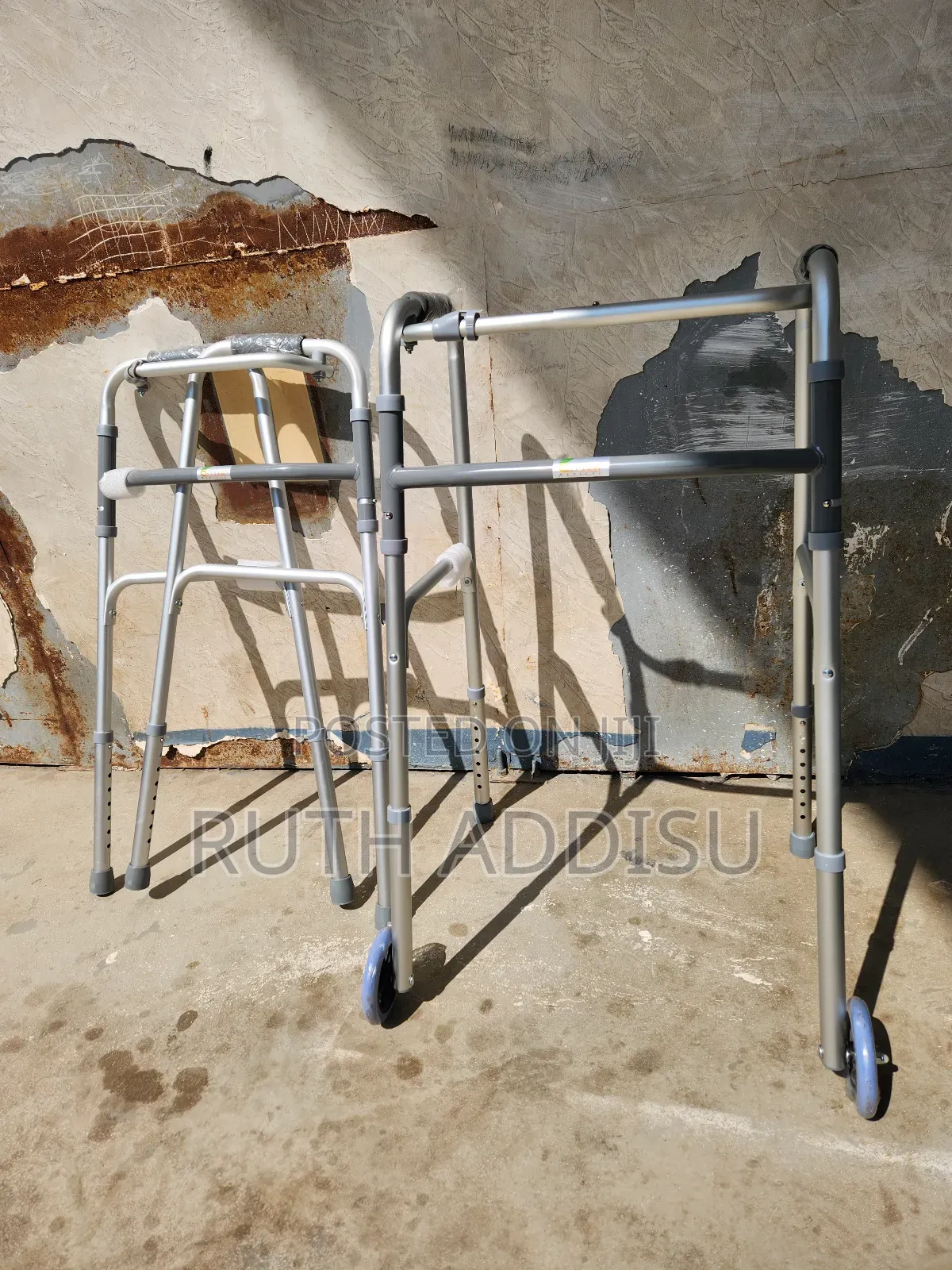 Walker朱紅walker Foldable Almunium鳵不walker袋披walker協盃walker絫的walker