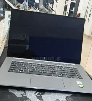 New Laptop HP Pavilion 15 16GB Intel Core I5 SSD 1T