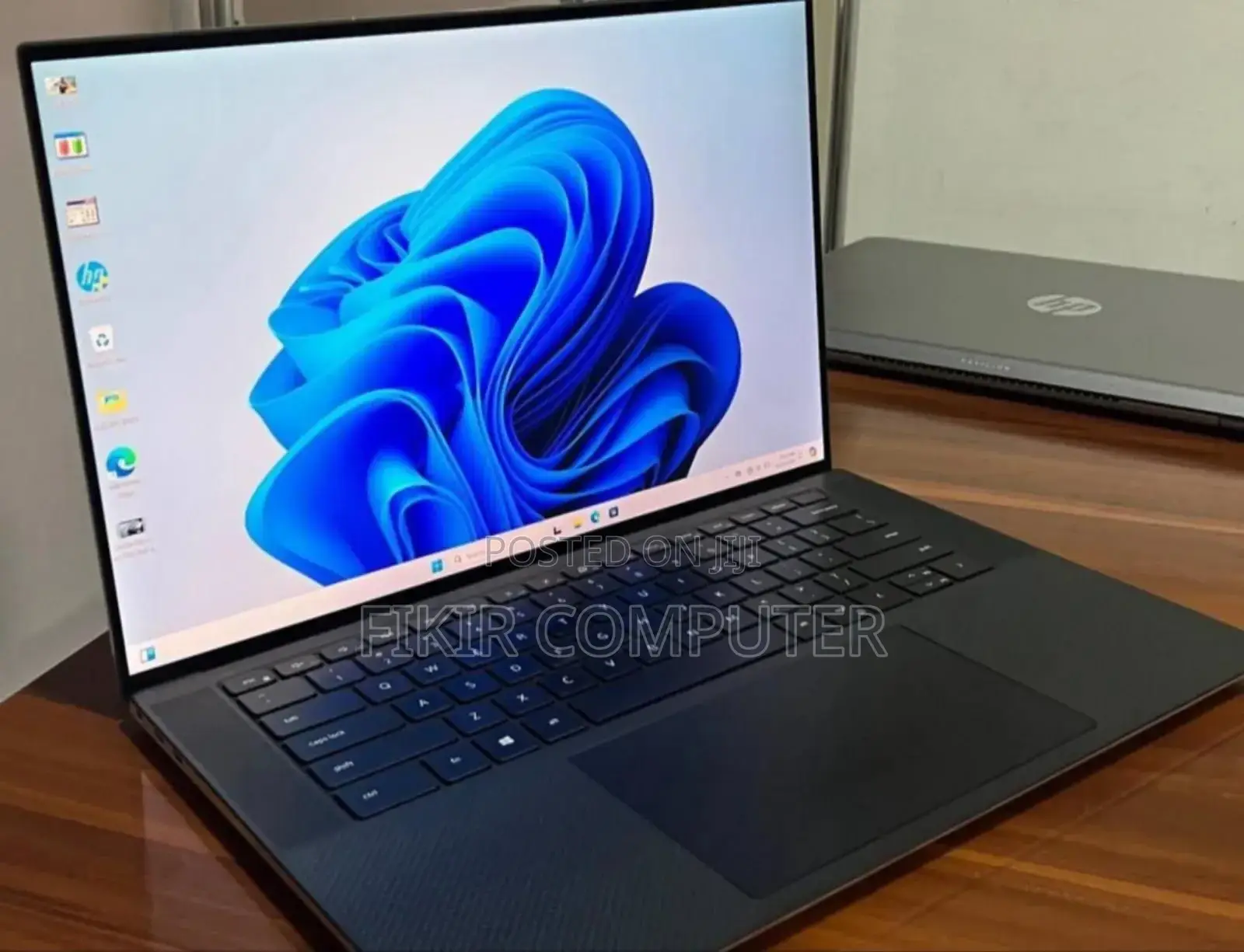 New Laptop Dell XPS 15 32GB Intel Core i7 SSD 512GB